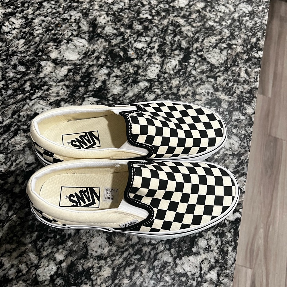 Vans Checkered Platform